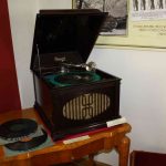 Gramofon firmy Brunswick 1922 USA