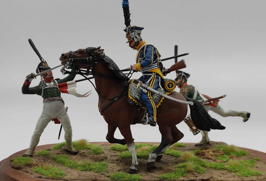 Miniatury żołnierzy oraz konia