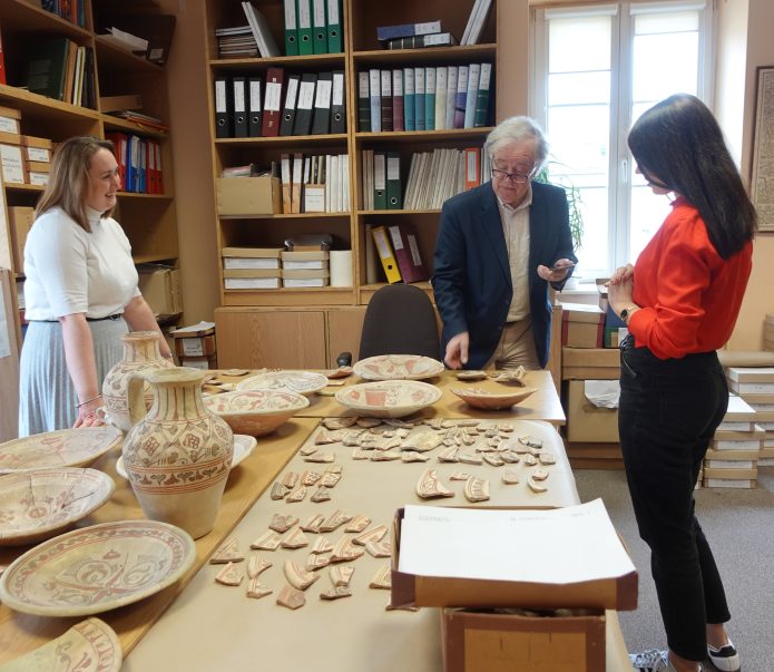 Pan Profesor dr. hab. Wojciech Kowalski z wizytą w Dziele Archeologii