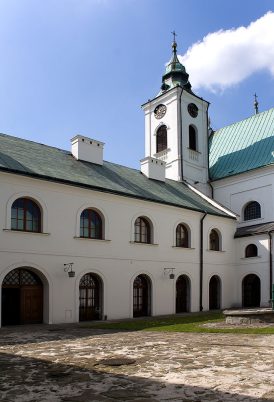 Muzeum Okręgowe w Rzeszowie, Dawny konwent oo. Pijarów