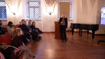 Kulturalne Niedziele – Galeria Dąmbskich. Prelekcja Dorota Rucka-Marmaj